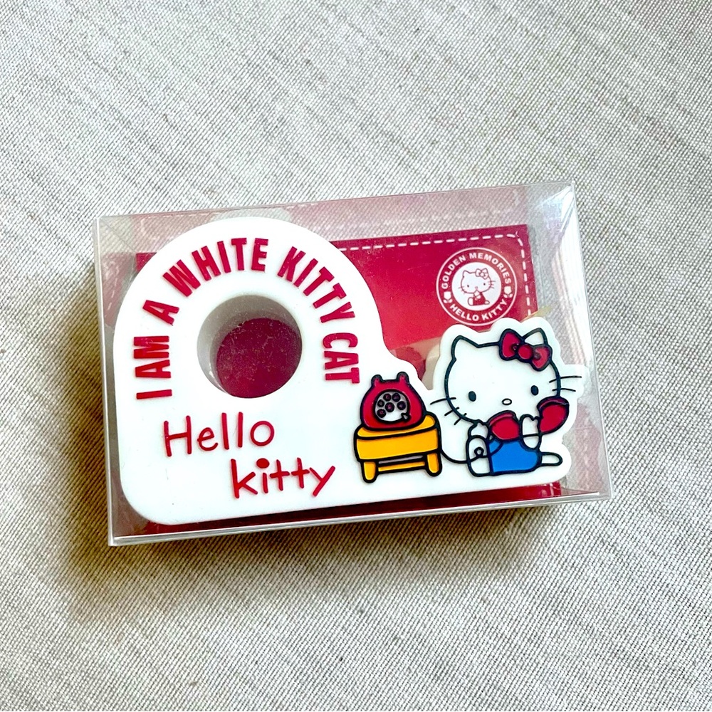 🩷 new Sanrio Hello Kitty Tape Cutter Tape stand dispenser New Rare